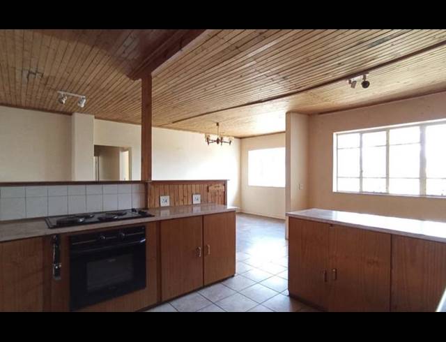 2 BEDROOM APARTMENT FOR SALE IN TOWERBY